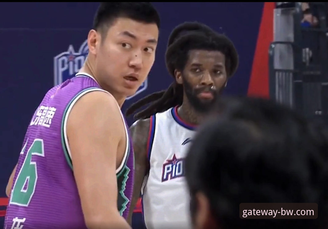 上海男篮豪取12连胜巩固榜首，宝威体育官网呈现完整赛事分析